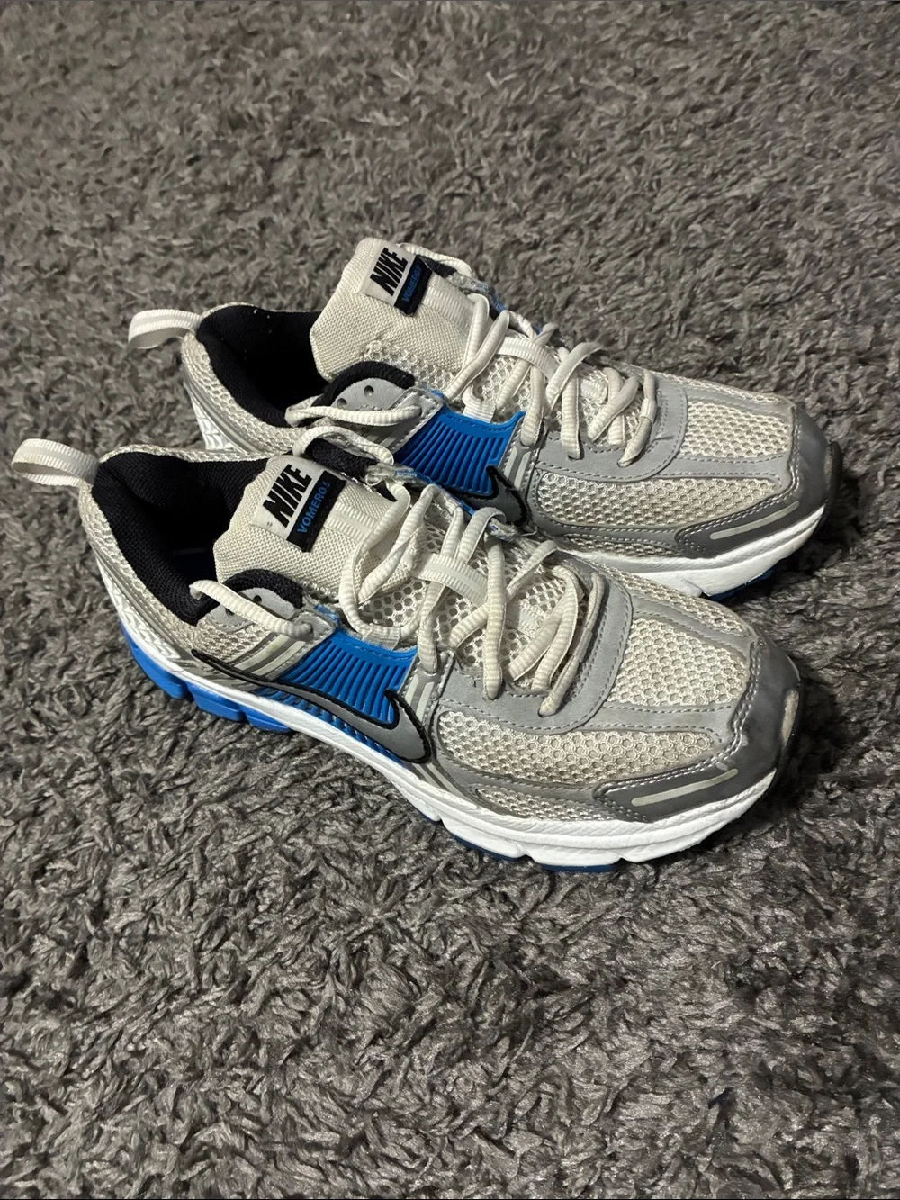 Nike vomero 5